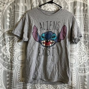 Disney Stitch T-shirt (size M)